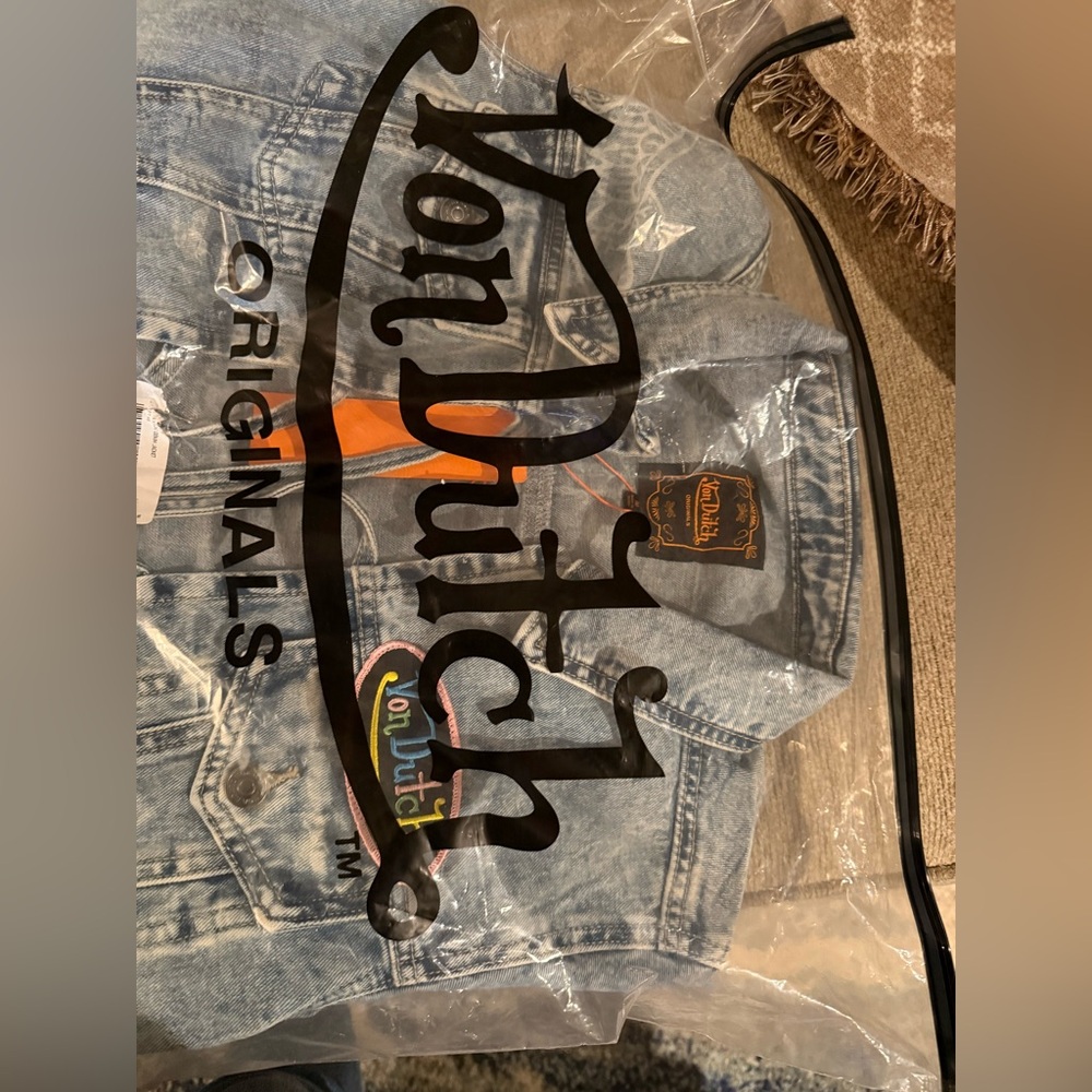 Von Dutch Light Blue Denim Jacket - Picture 7 of 7